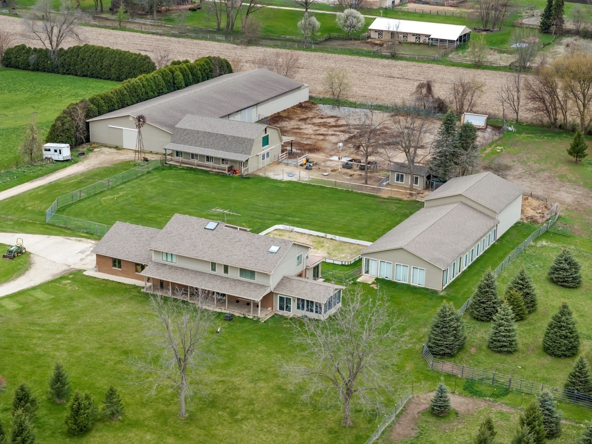 41W072 Bowes Road  Elgin IL 60124 photo