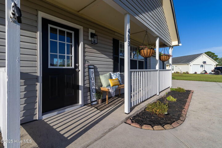 Property Photo:  403 Dayrell Drive  NC 28539 