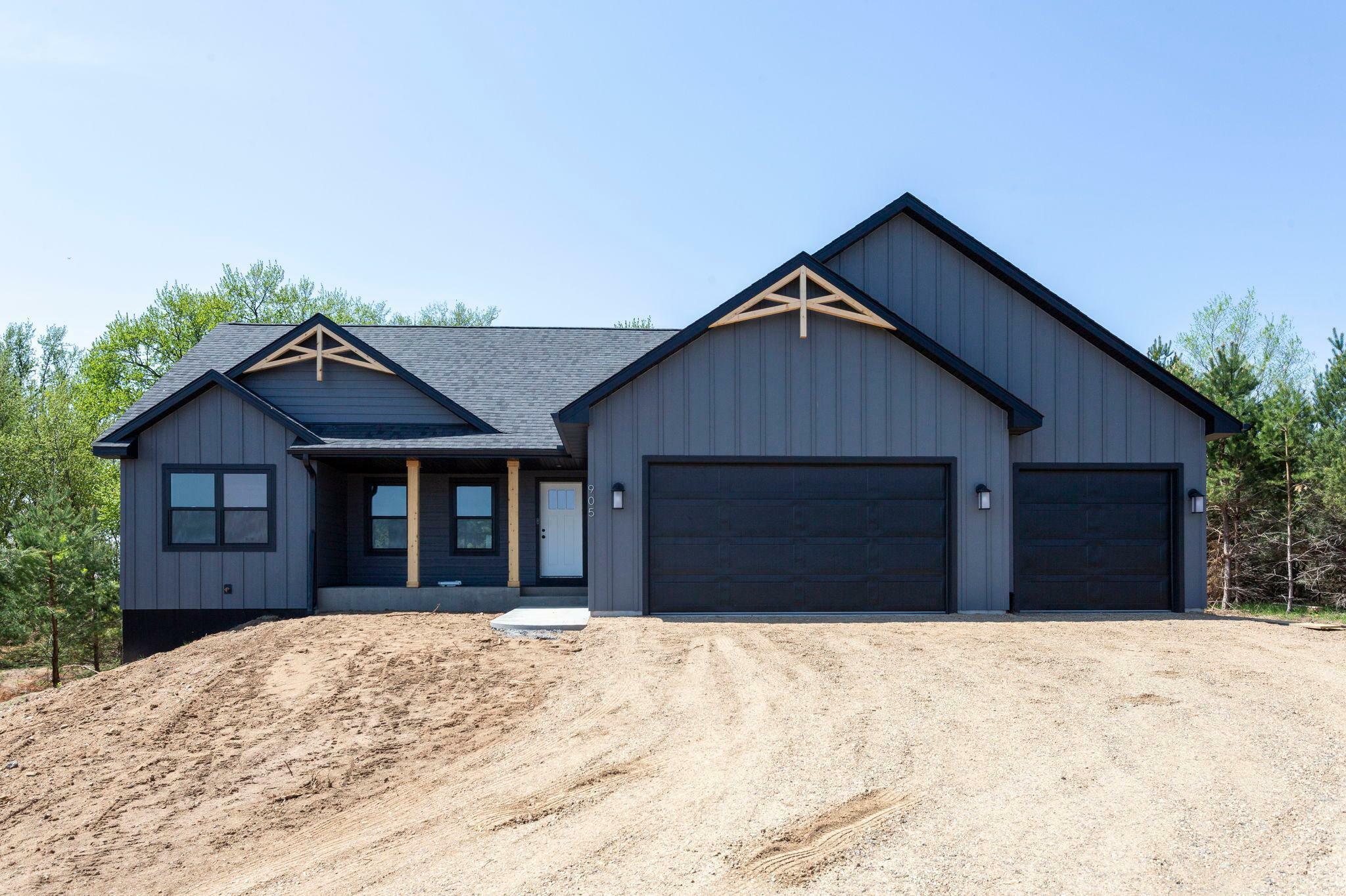 Property Photo: 719 Mojo Trail WI 54016