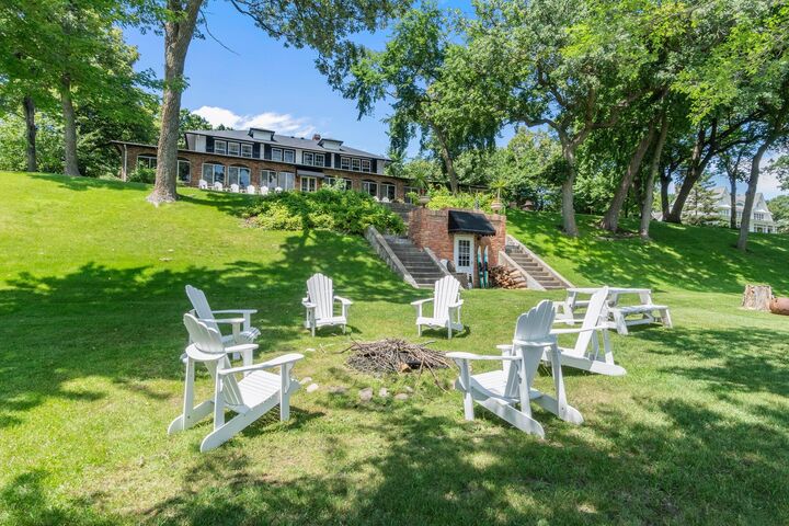 Property Photo:  3307 N Nokomis NE  MN 56308 
