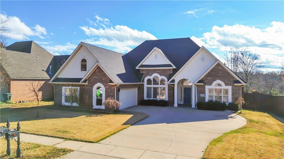 Property Photo:  4129 W Mossy Rock Drive  AR 72704 