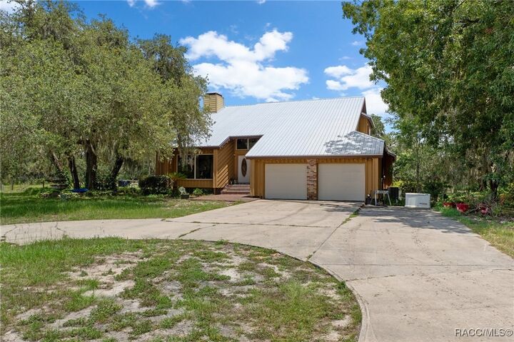 Property Photo:  8700 E Matthew Meadow Court  FL 34453 