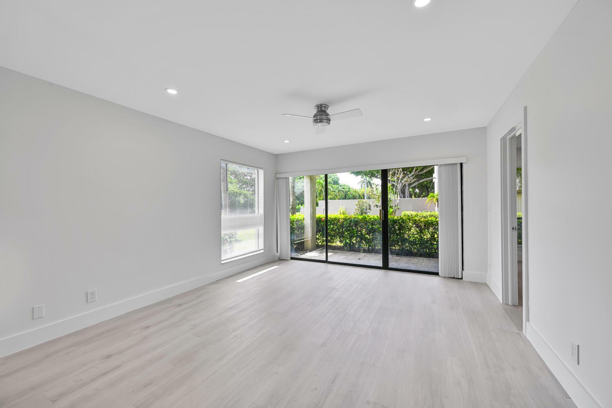 Property Photo: 159 NW 70th 401 Street 401 FL 33487