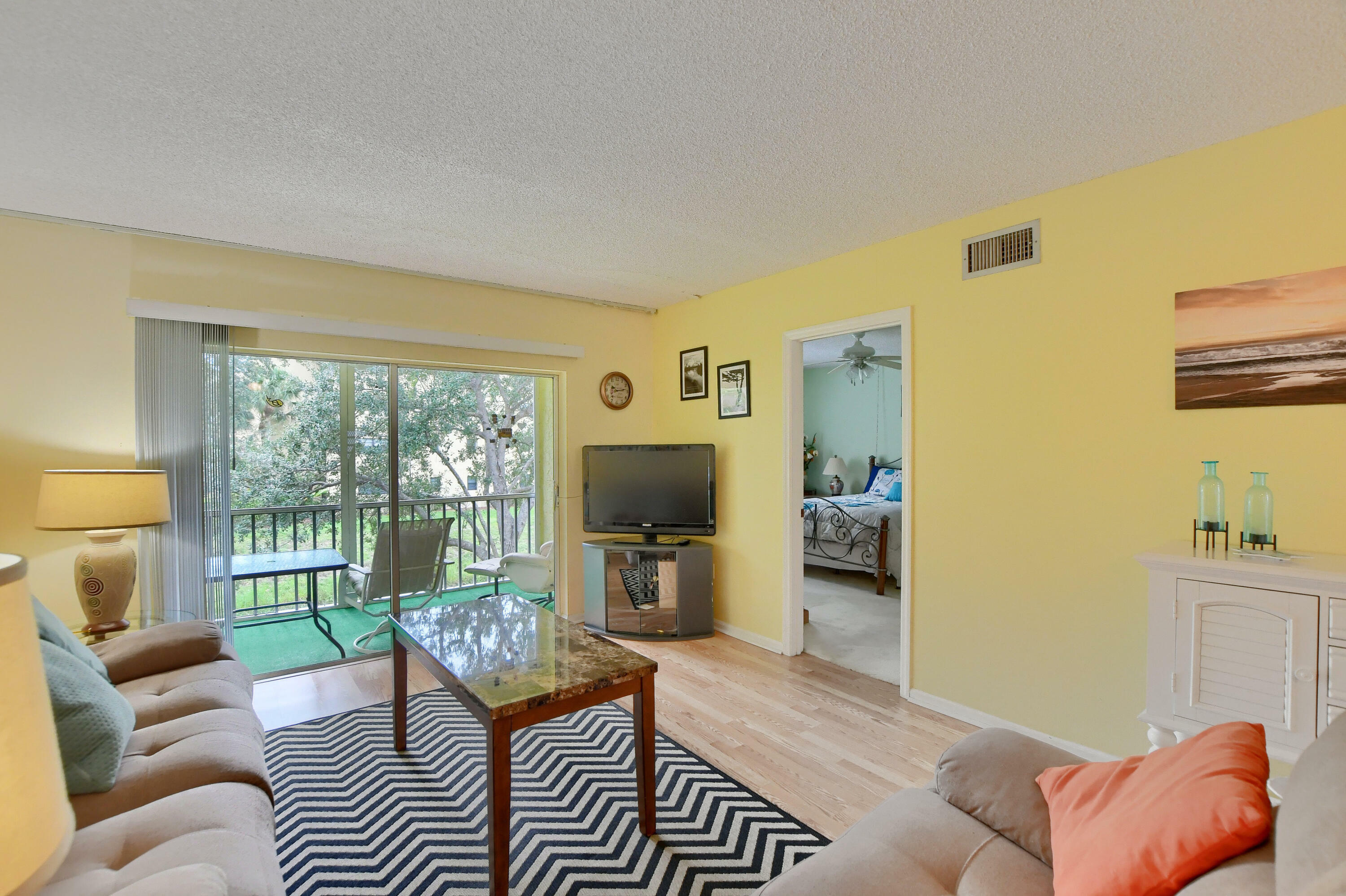 Property Photo: 9826 Marina 1027 Boulevard 1027 FL 33428
