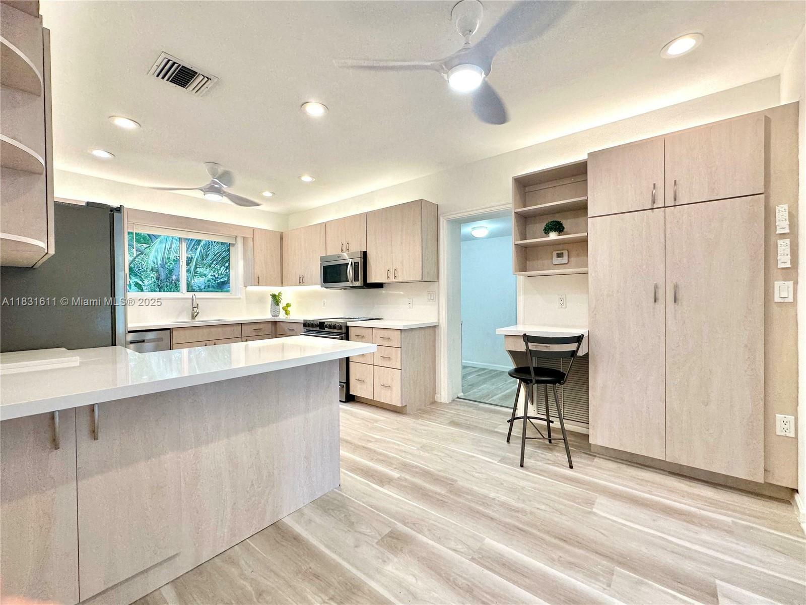 Property Photo:  12501 Moss Ranch Rd  FL 33156 