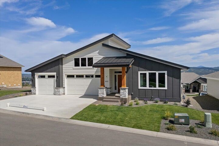 Property Photo:  16929 E 16th Ln  WA 99037 