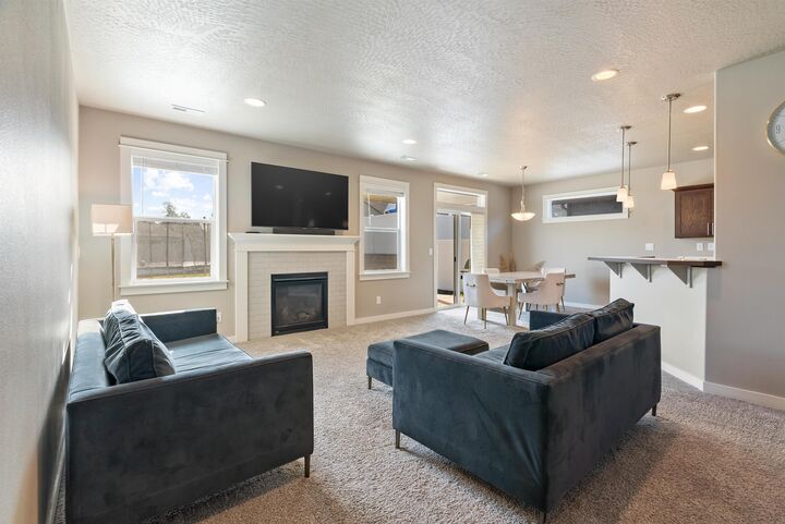 Property Photo:  1101 S Pillar Rock Dr  WA 99224 