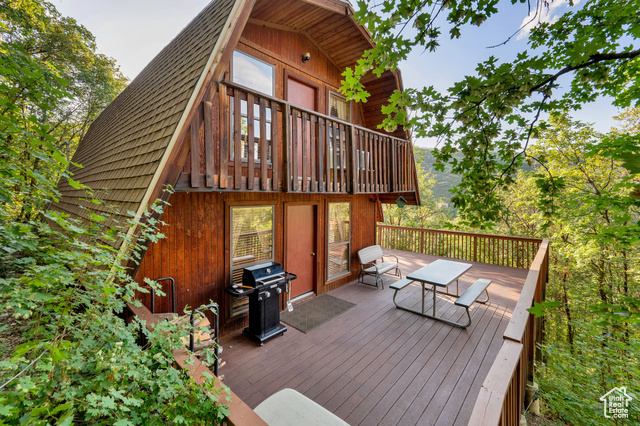 Property Photo: 1400 N Ash Ln W UT 84049