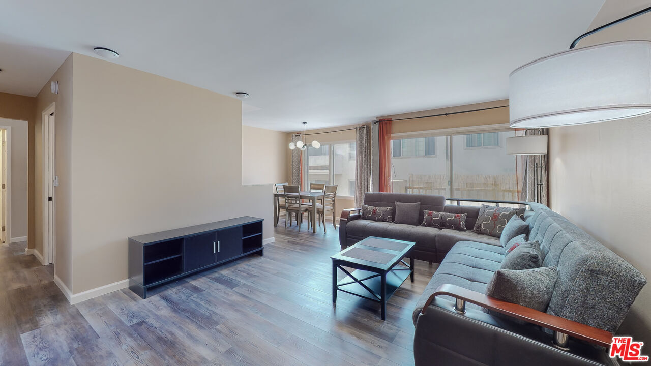 Property Photo: 8740 Tuscany Ave CA 90293