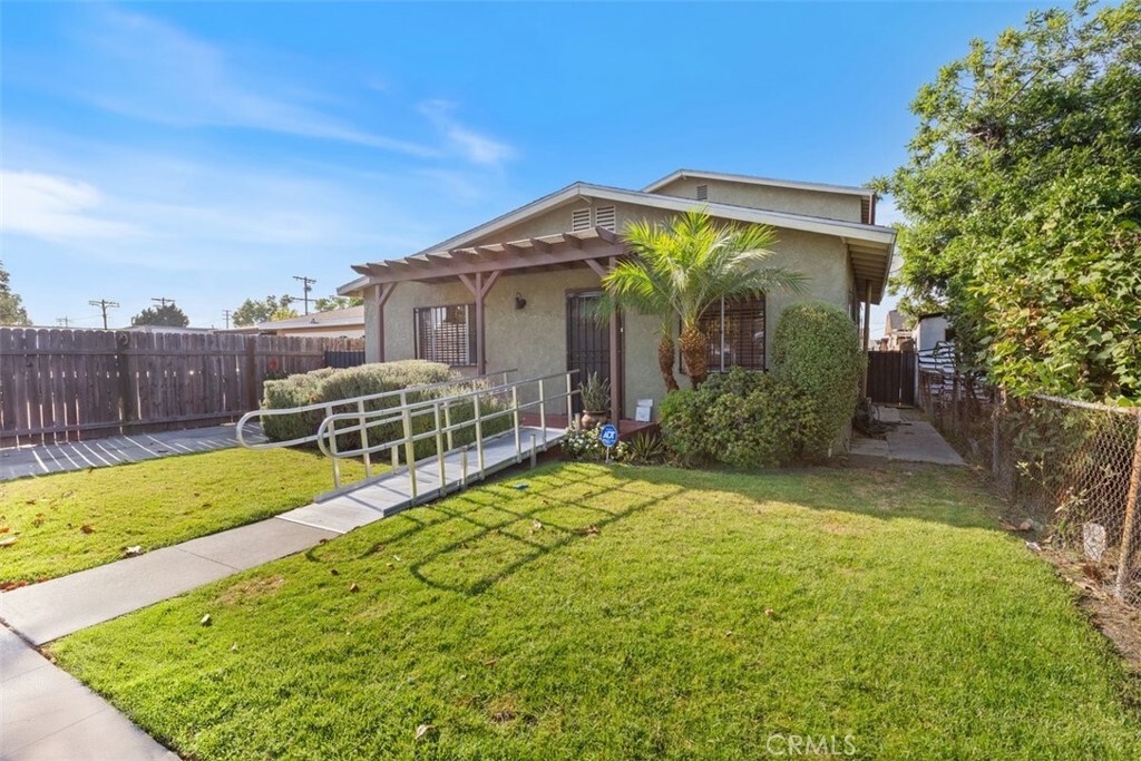 Property Photo: 347 E 97th St CA 90003