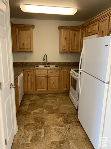 Property Photo: 115 W Ridge Rd N UT 84045