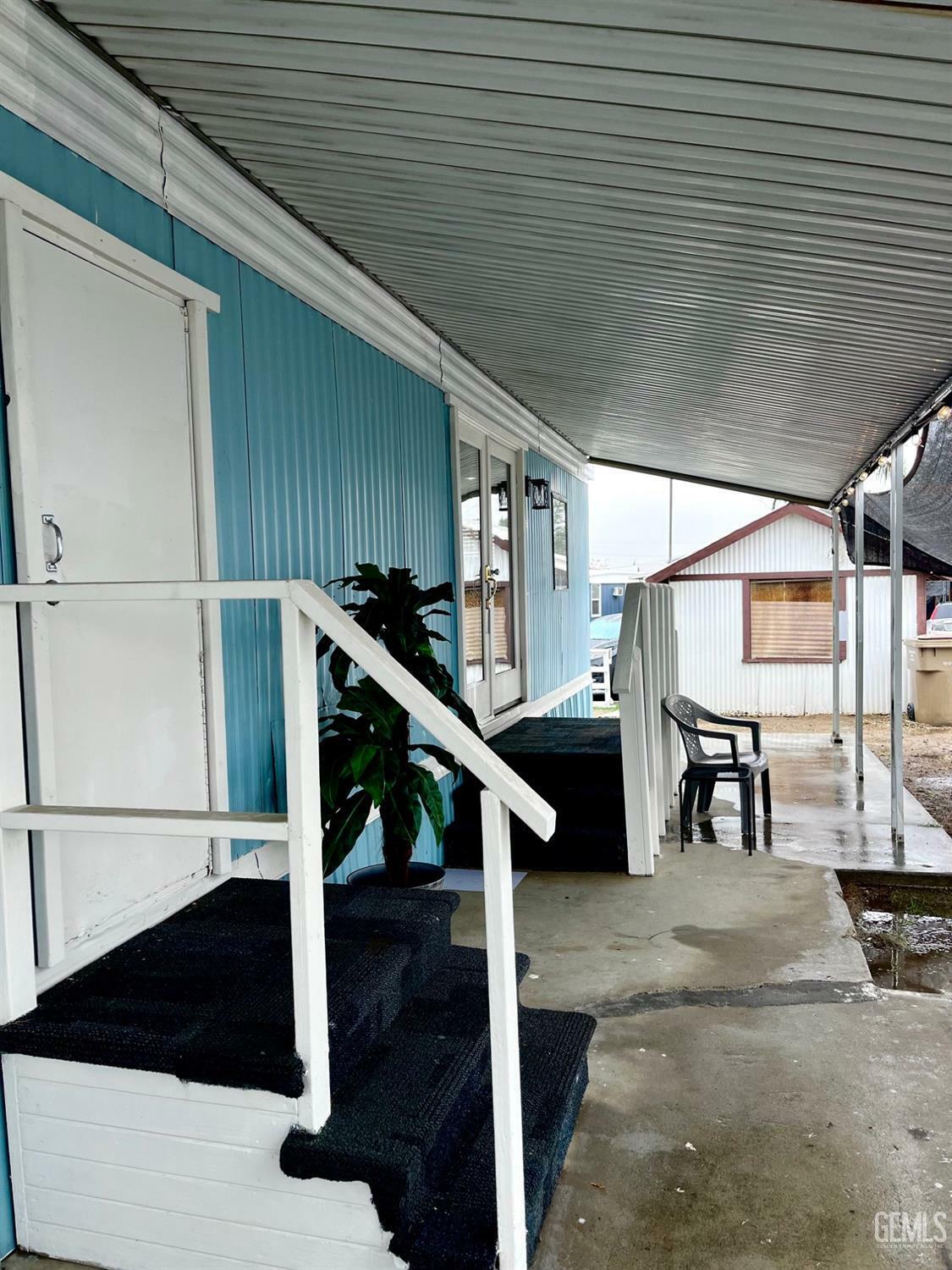 Property Photo: 5000 Pierce Road 30 CA 93308