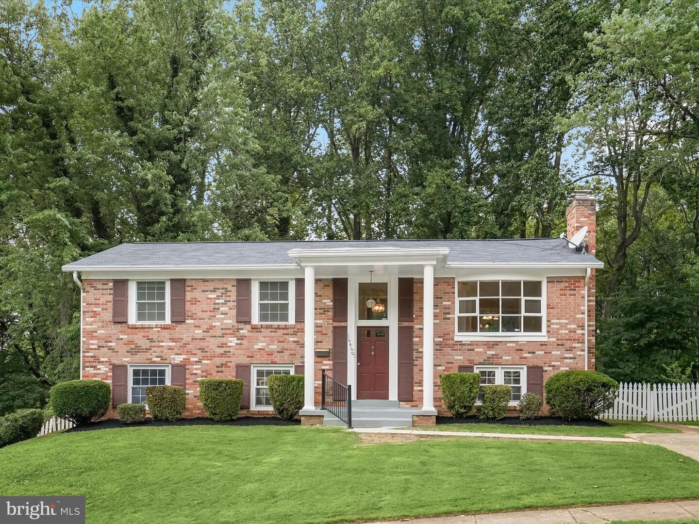 Property Photo: 14460 Del Mar Drive VA 22193