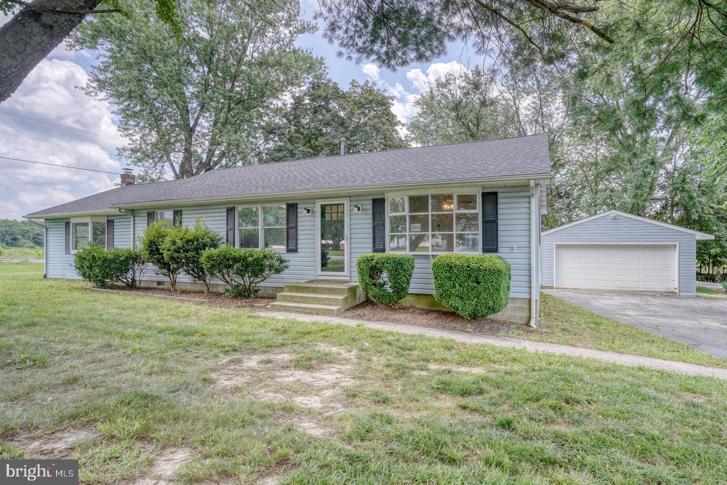 Property Photo:  3608 W Denneys Road  DE 19904 