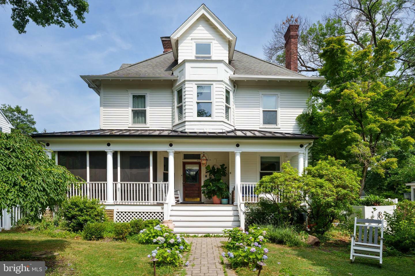 8 Hamilton Avenue  Princeton NJ 08540 photo