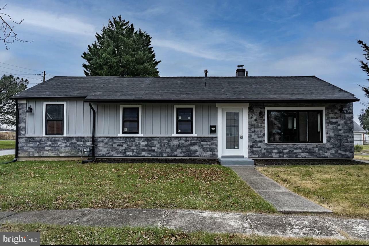 Property Photo:  259 Pinecrest Drive  PA 17110 