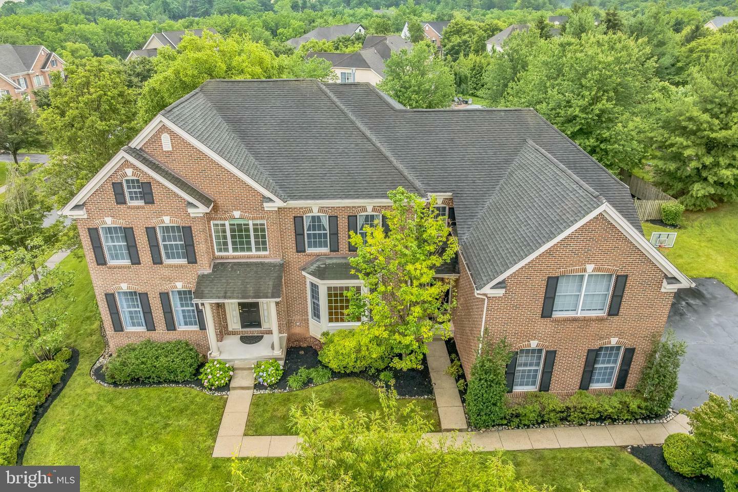 Property Photo: 970 Turnberry Circle PA 19473