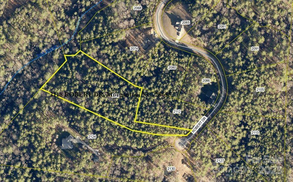 Property Photo: 2118 Robert Drive NC 28655