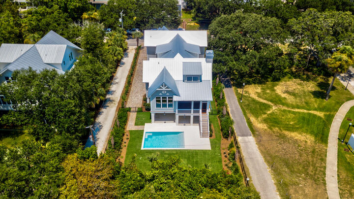 Property Photo: 1727 Atlantic Avenue SC 29482