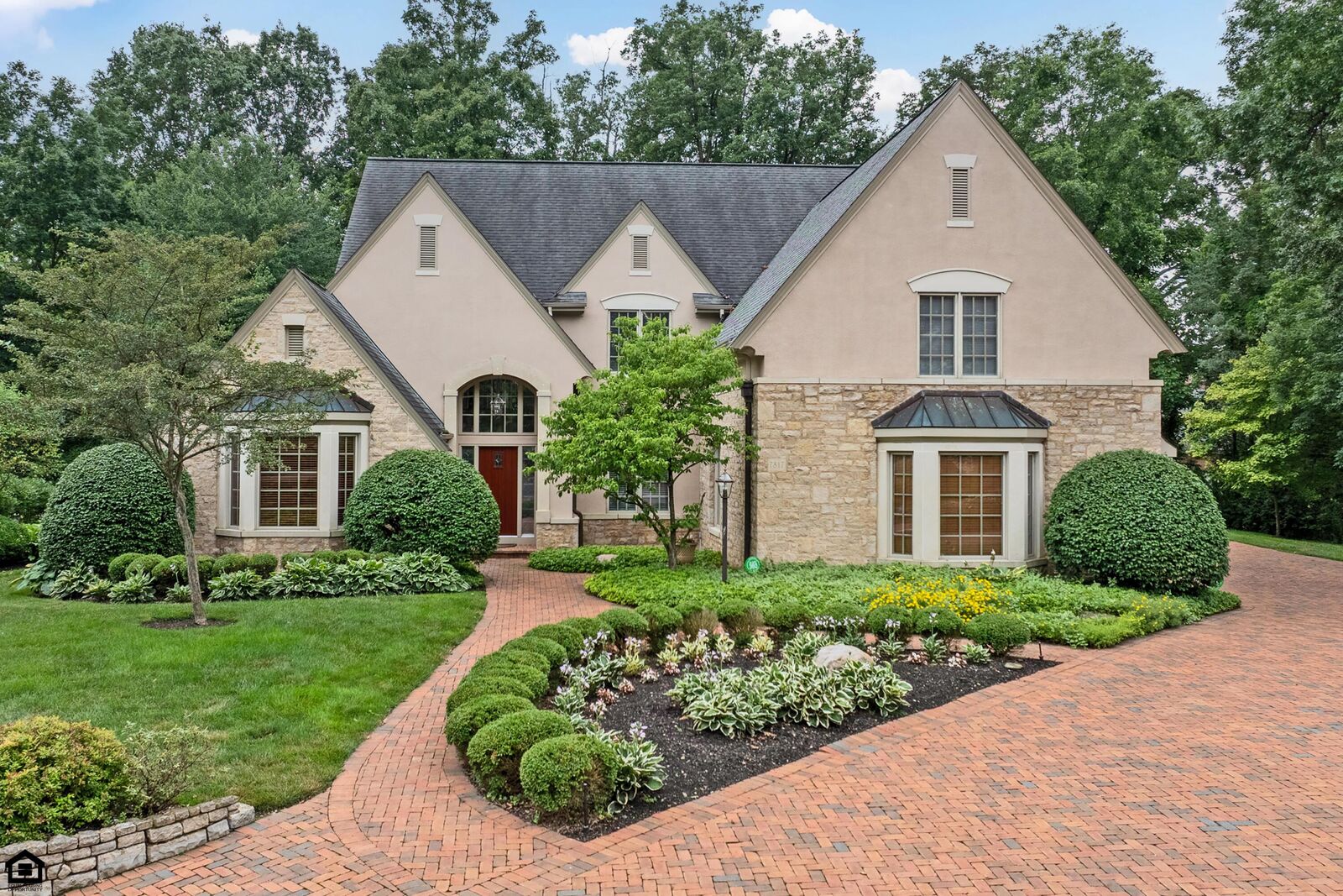Property Photo: 7817 Jonell Square OH 43054