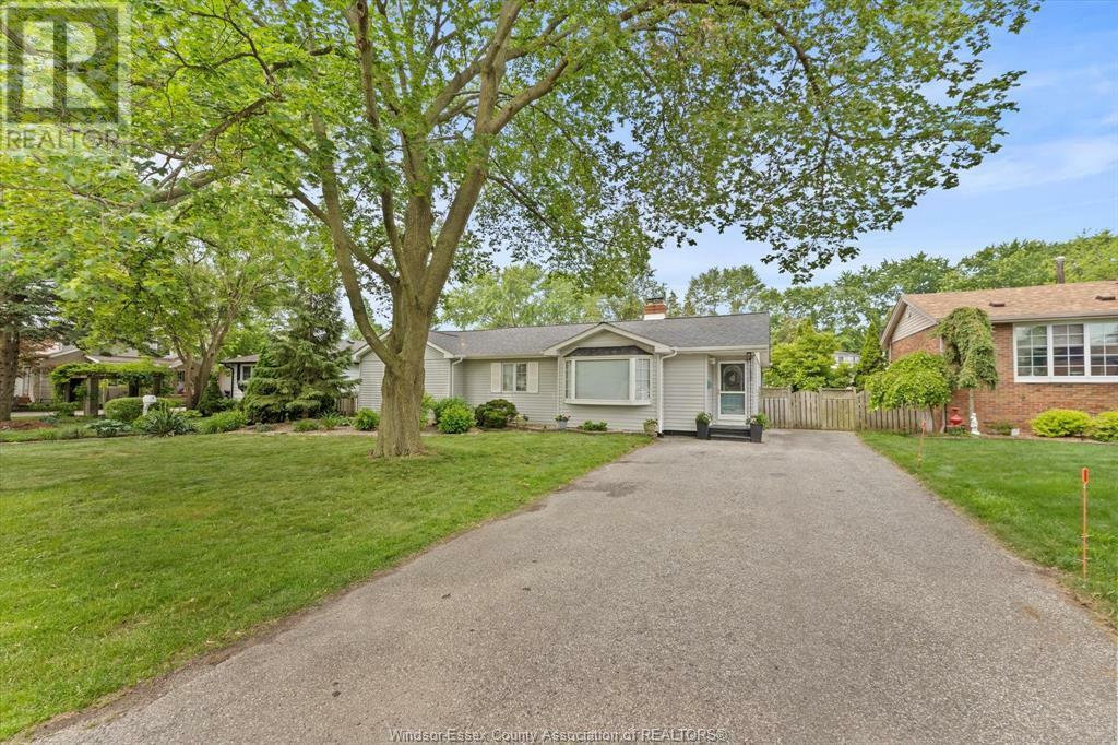 Property Photo: 469 John M Street ON N8P 1C1