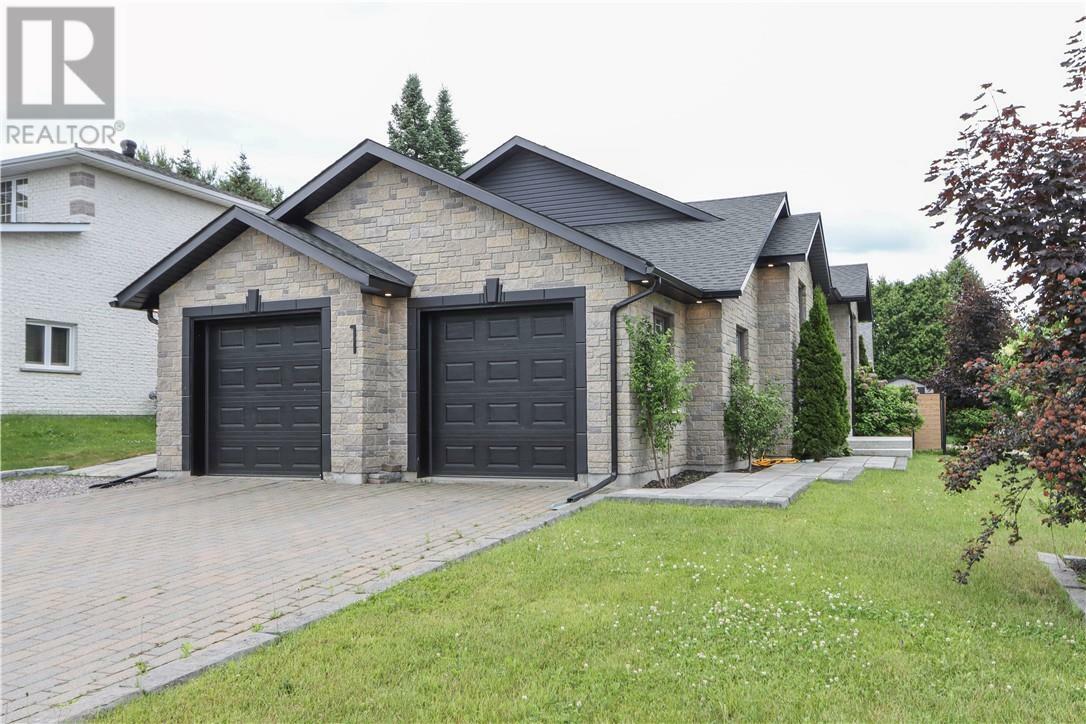 Property Photo: 1 Neptune Avenue ON P3E 5Z4