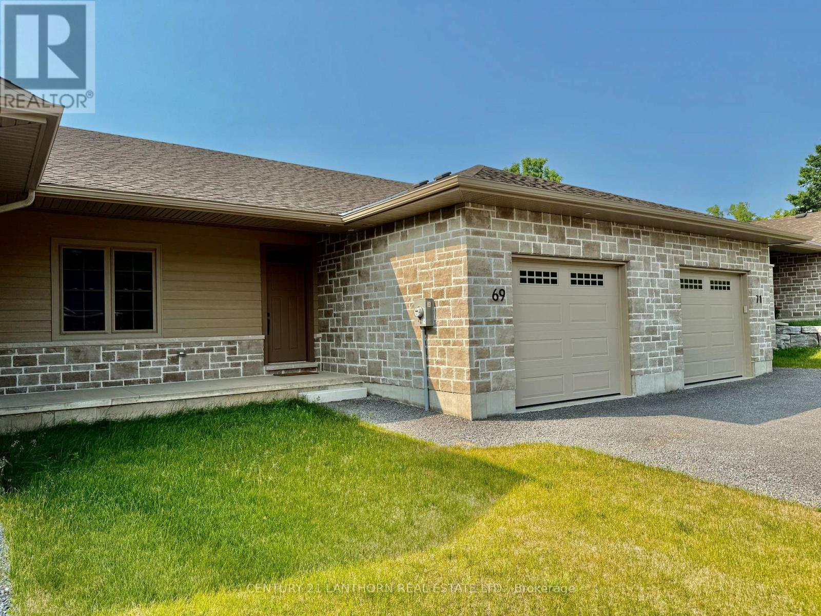 Property Photo:  69 Seymour Street West  ON K0K 2K0 