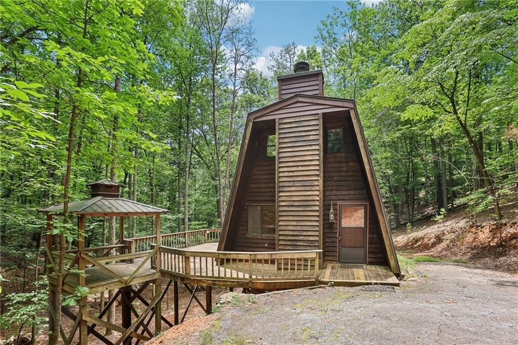 Property Photo:  2147 Sautee Trail  GA 30571 