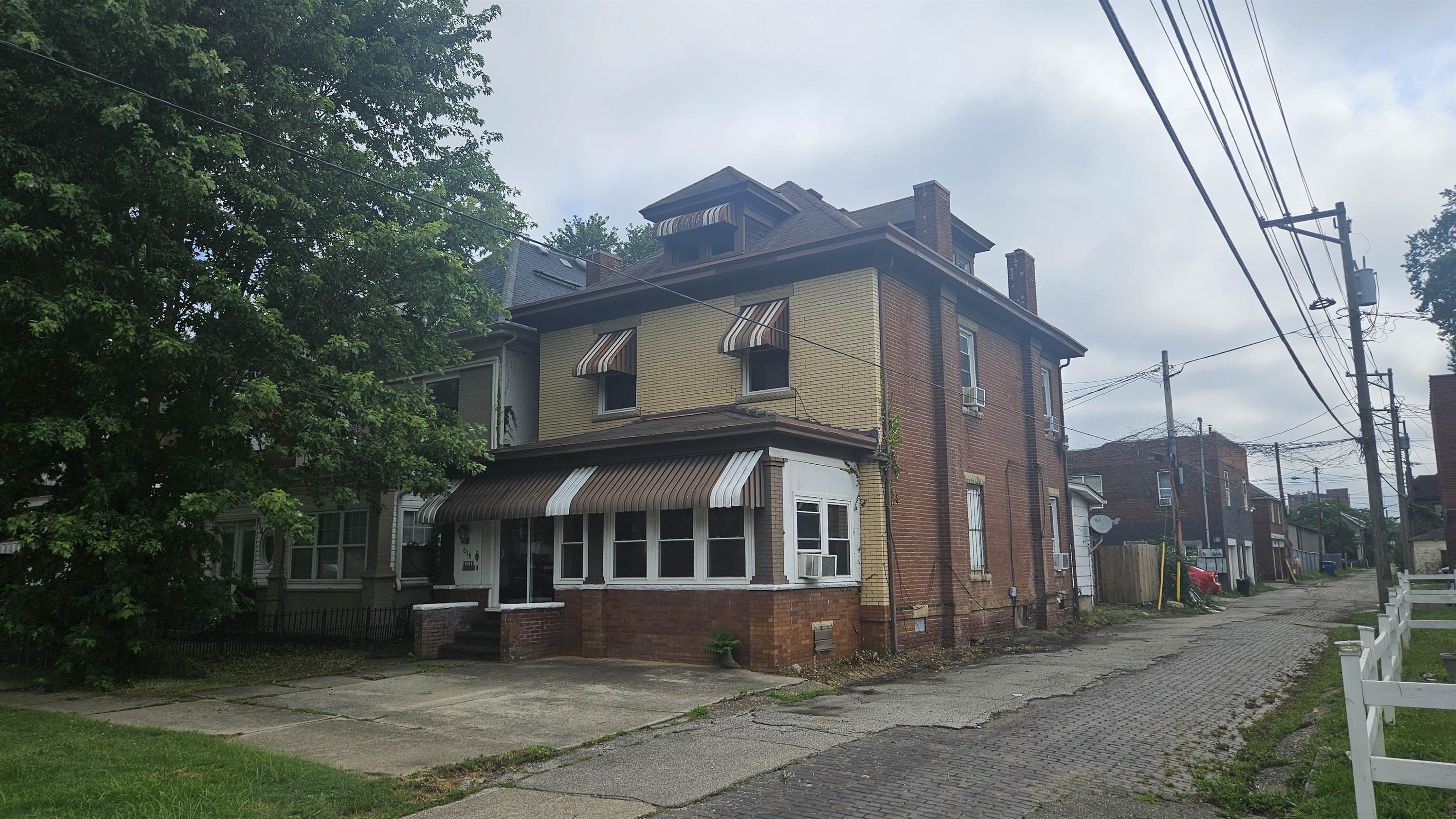 Property Photo:  618 4th Street  WV 25701 