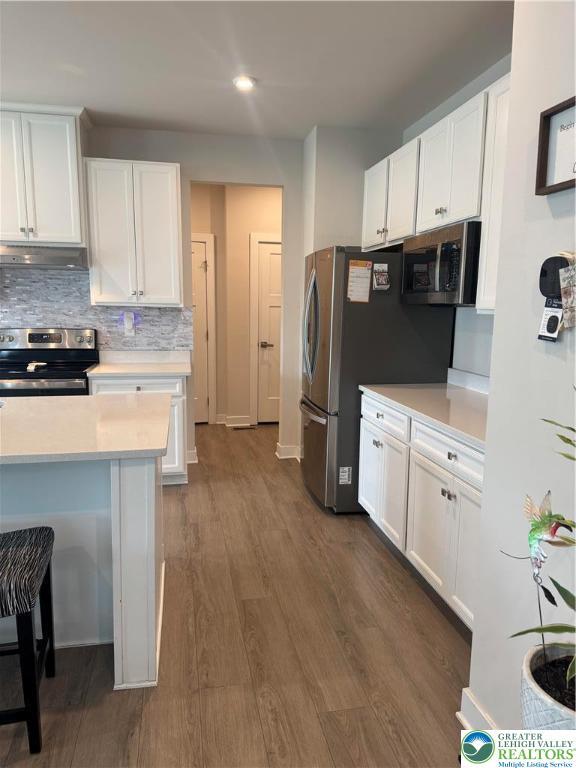 Property Photo: 1296 Woodmont Lane PA 18032