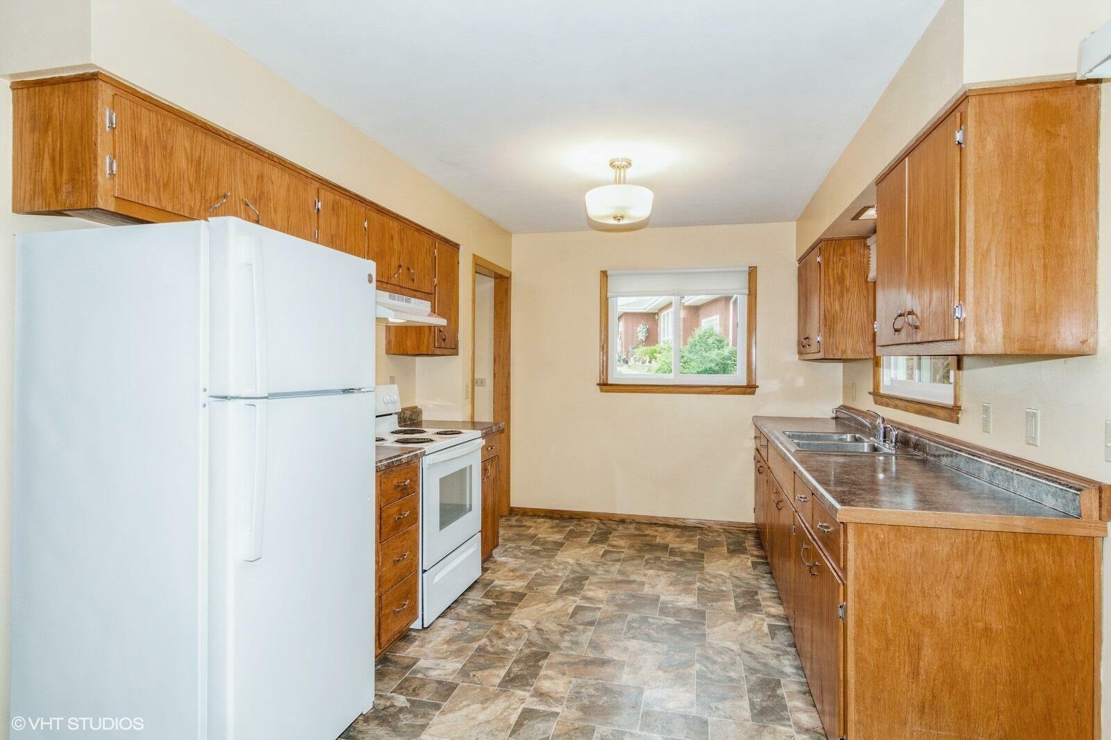 Property Photo: 137 South Wind Trl WI 53032