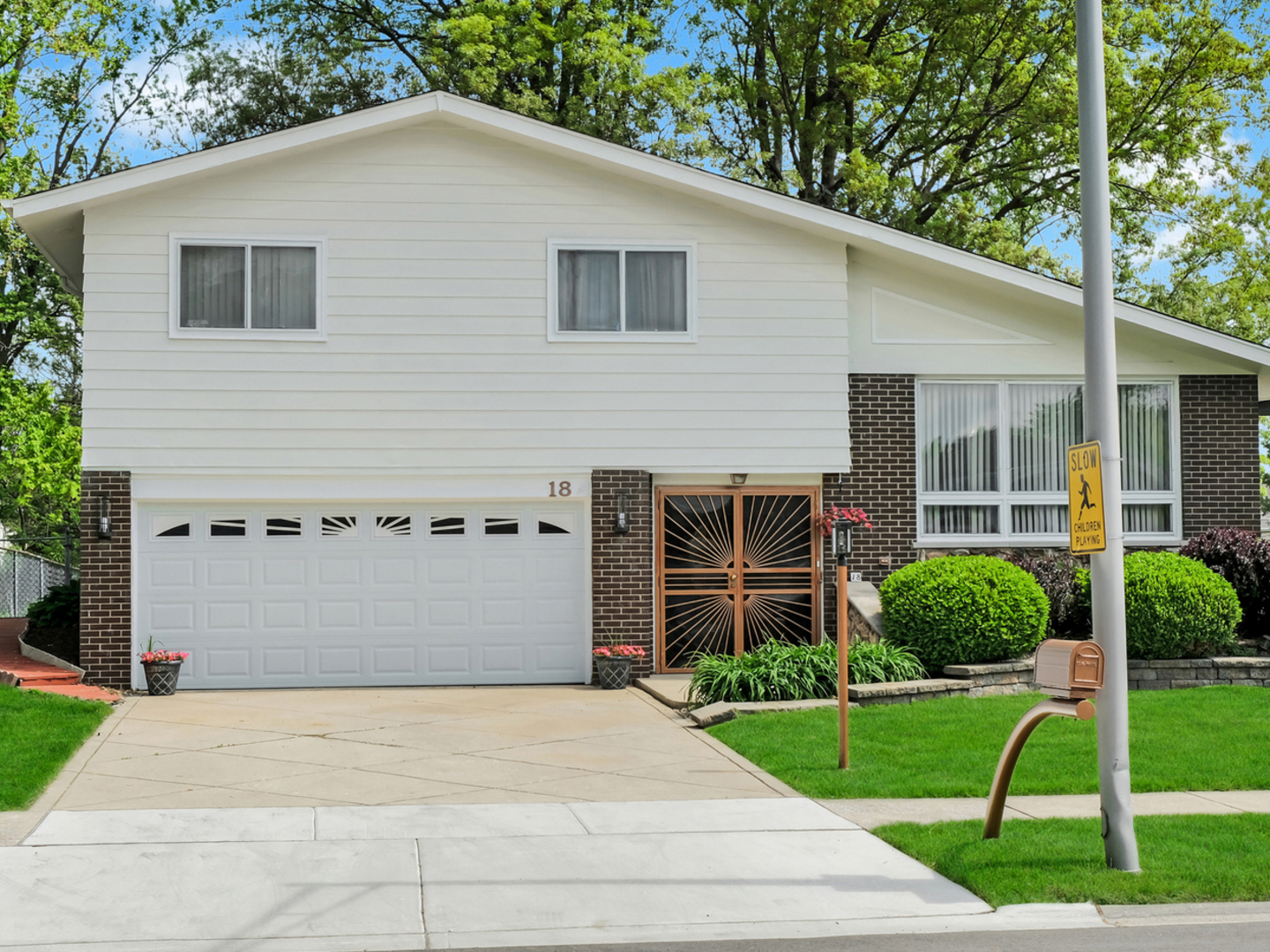 Property Photo:  18 E 155th Place  IL 60473 