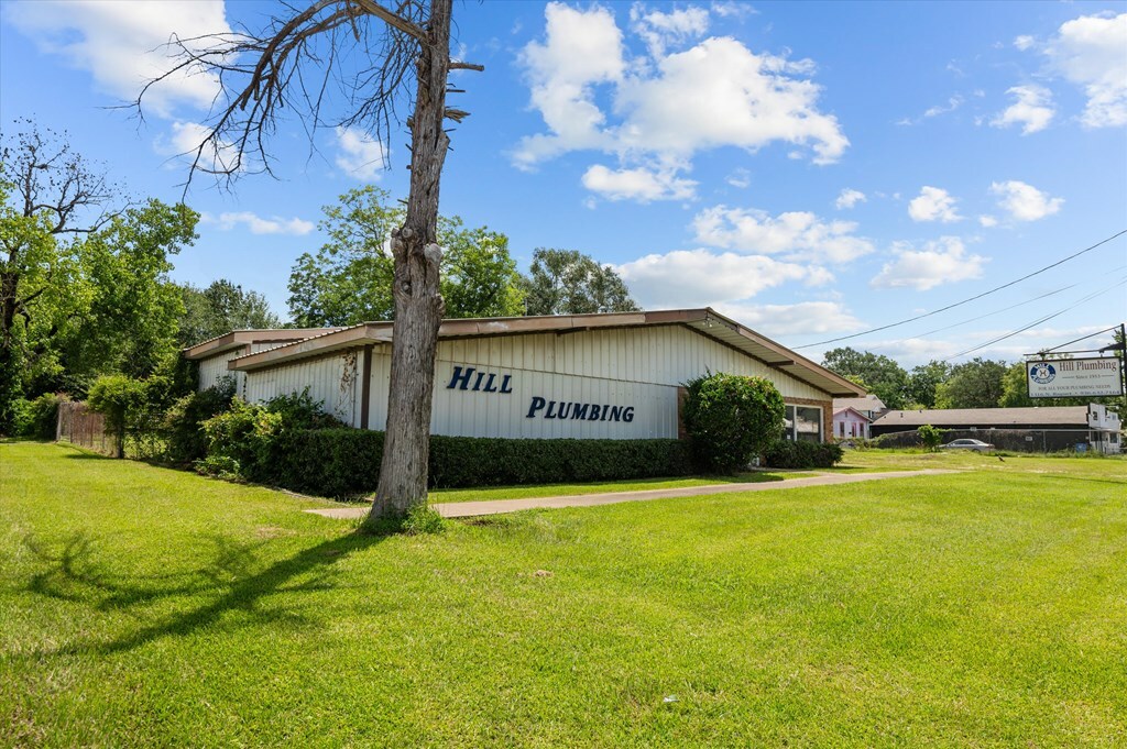 Property Photo: 1316 North Raguet TX 75904