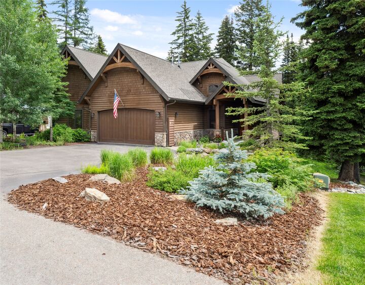 Property Photo: 3813 Tamarack Avenue B MT 59937