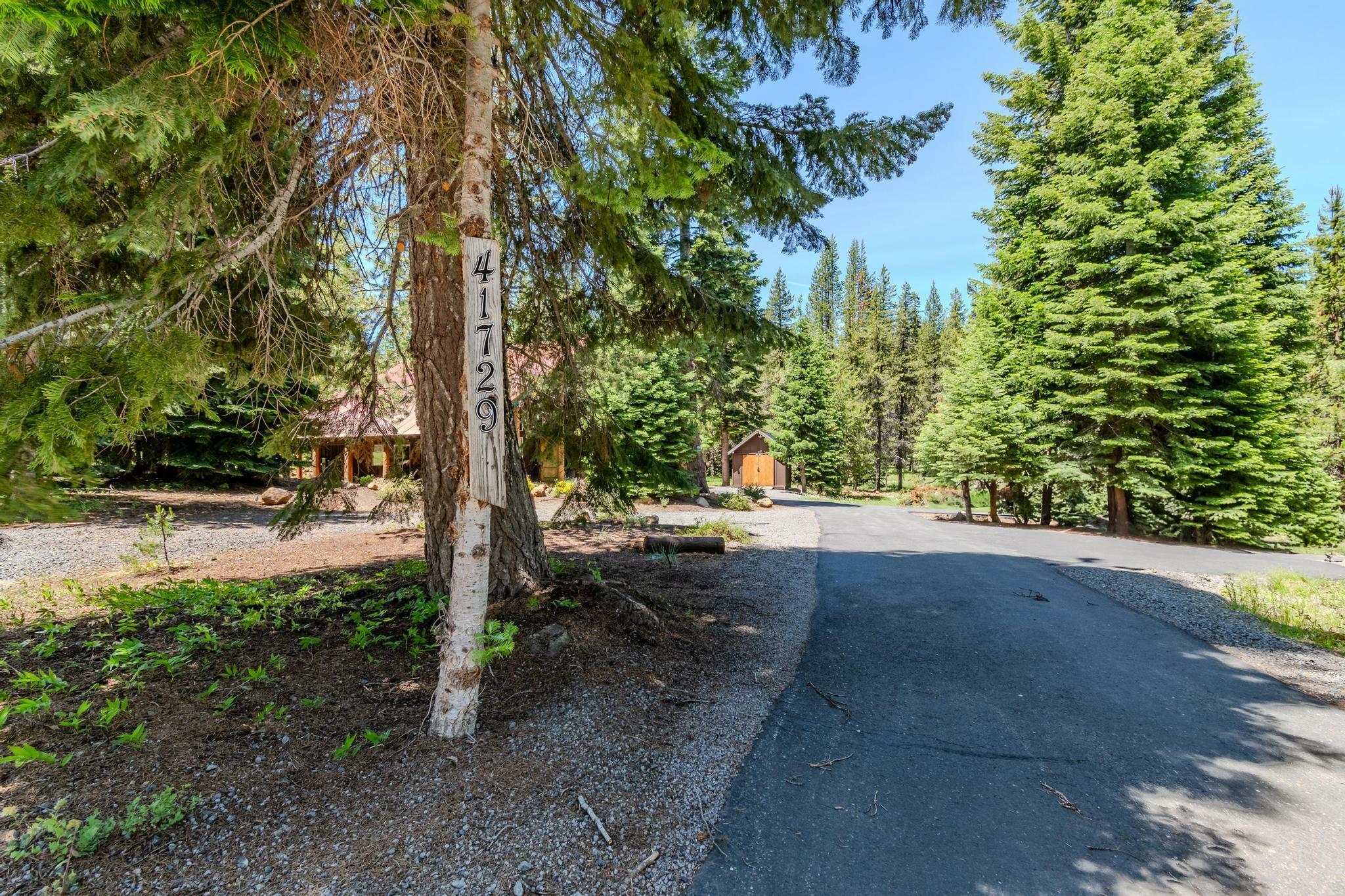 Property Photo: 41729 Timber Circle OR 97601