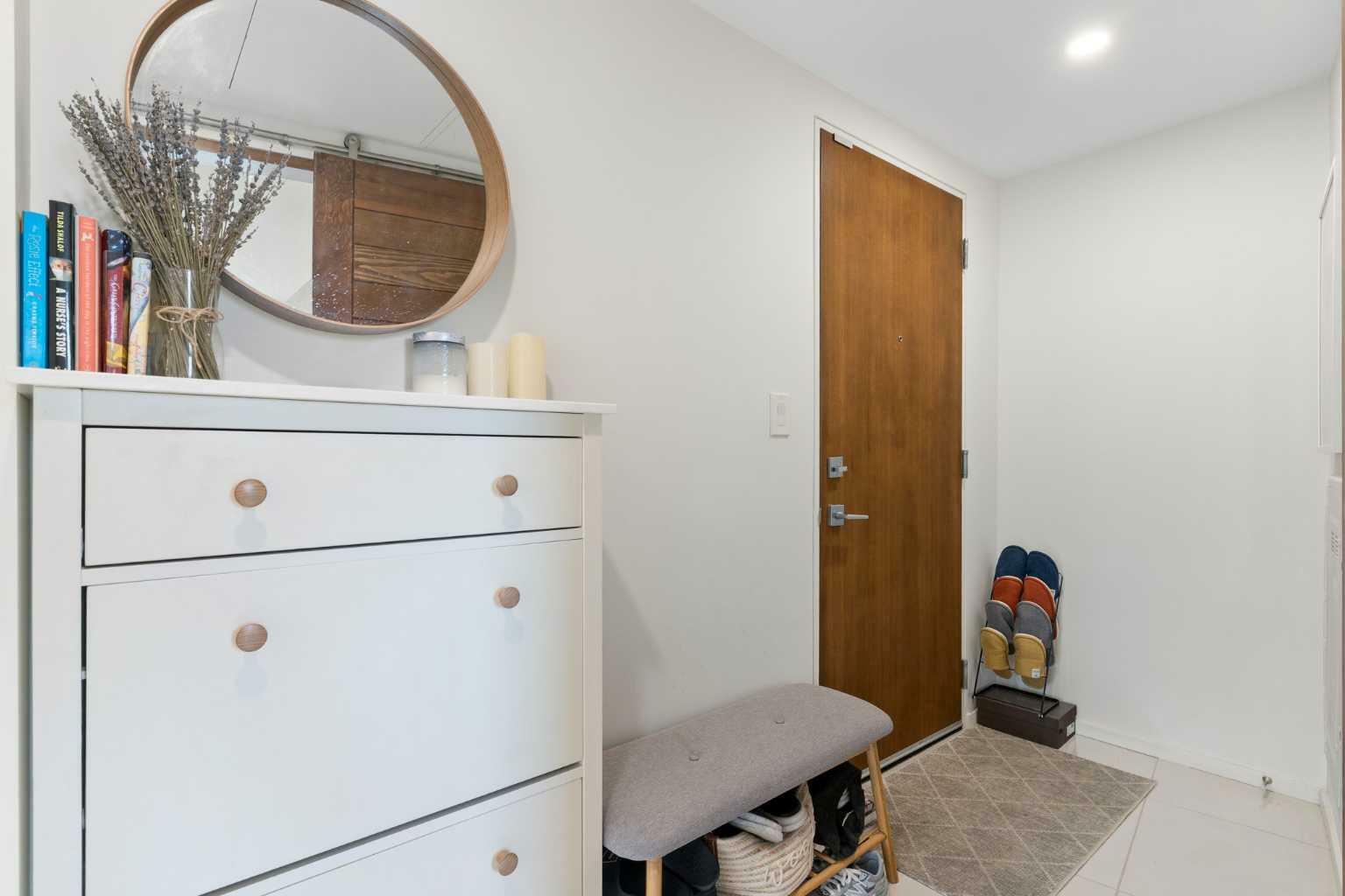 Property Photo:  1020 9 Avenue SE 312  AB T2G 0S7 