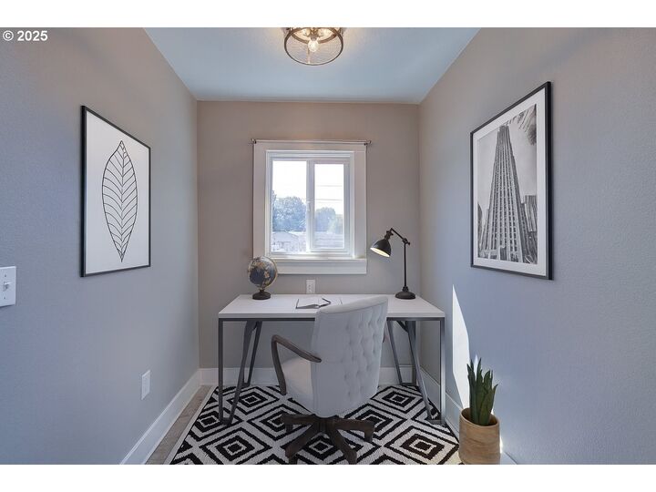 Property Photo: 421 24th Ave WA 98632