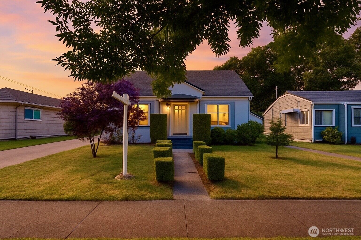 Property Photo: 421 24th Avenue WA 98632