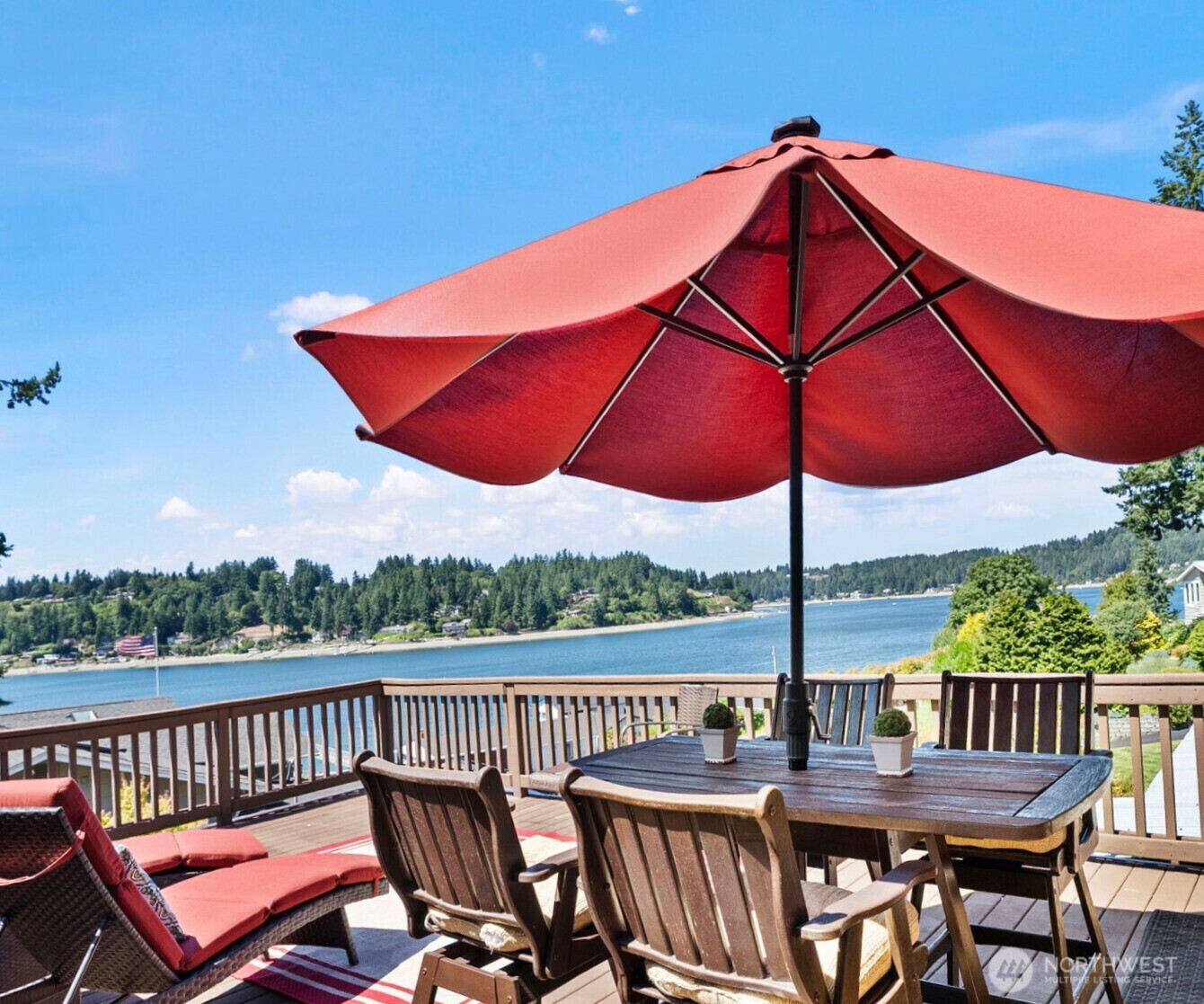 Property Photo:  819  Berg Court NW  WA 98335 