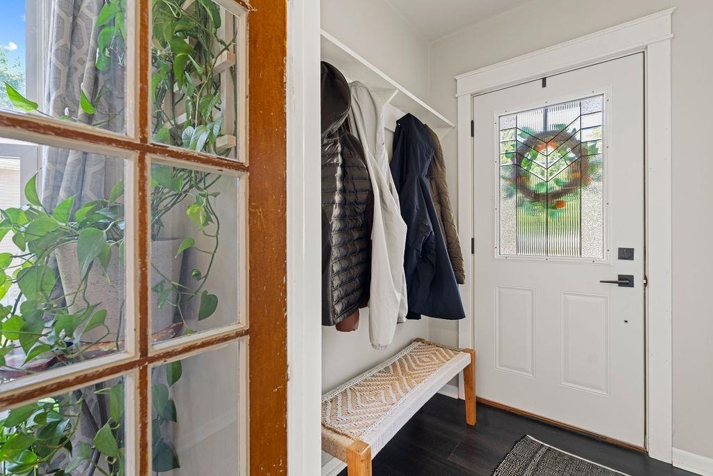 Property Photo: 917 E Irving Avenue WI 54901