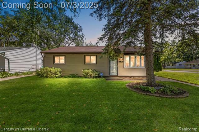 Property Photo: 1908 Alanson Street MI 48186