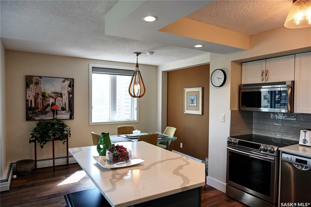 Property Photo:  320 5th Avenue N 1106  SK S7K 2P5 