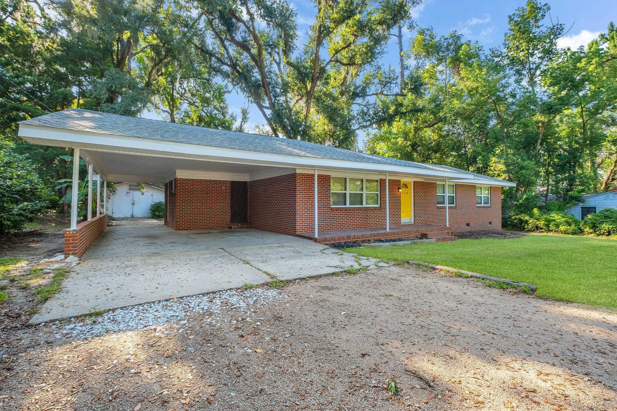 Property Photo: 123 Columbia Drive FL 32304