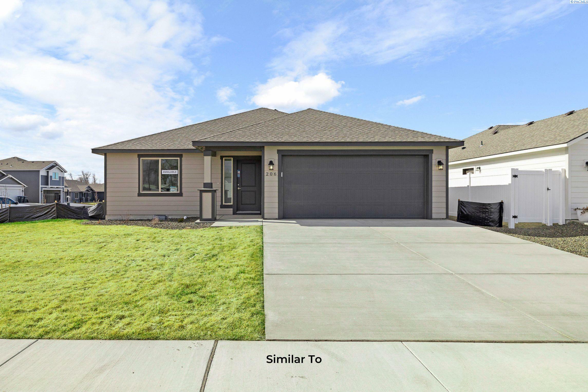 Property Photo: 507 Grapevine St WA 98930