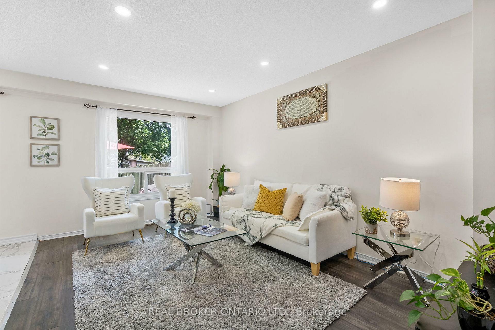 Property Photo:  1434 Anton Square  ON L1V 5S9 