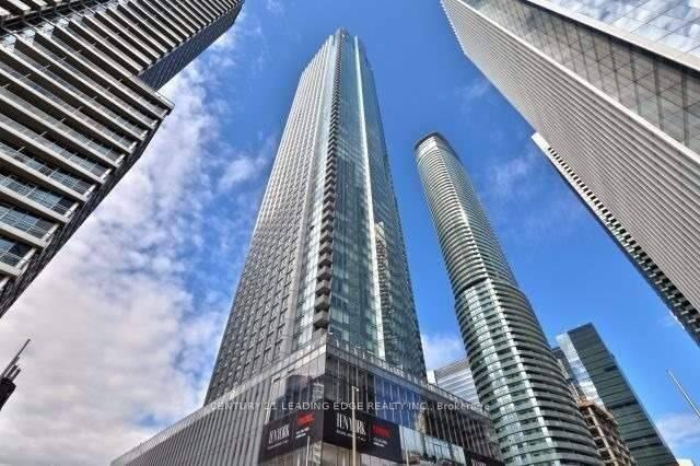 Photo de la propriété: 10 York Street 4212 ON M5J 2Z2