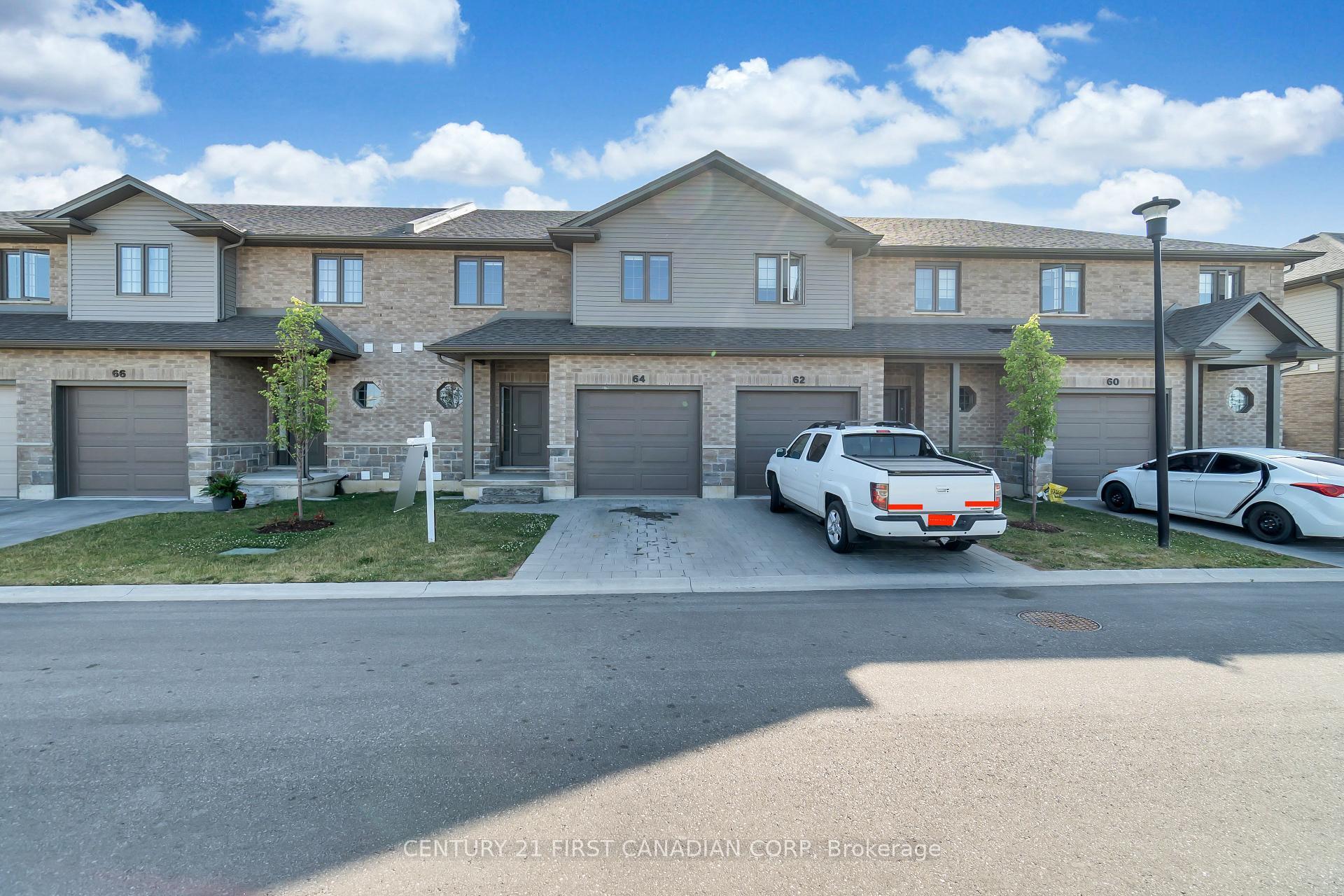 Property Photo: 2910 Tokala Trail 64 ON N6G 5B4