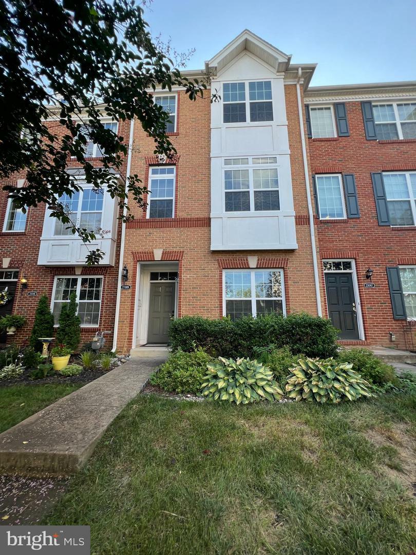 Property Photo: 23089 Sunbury Street VA 20148