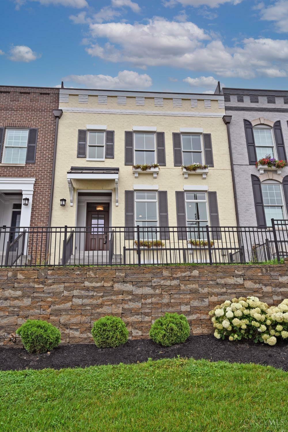 Property Photo: 6714 Miami Avenue OH 45243