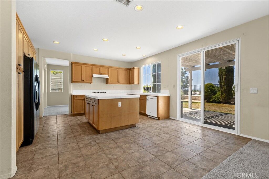 Property Photo: 33138 Rhine Avenue CA 92592